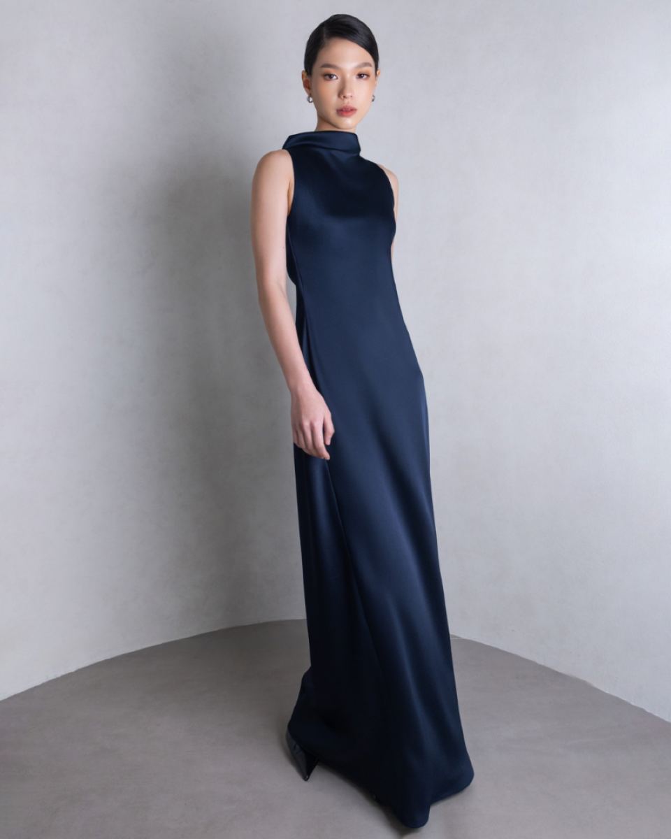 Rinda Long Satin Dress Navy Blue (Pre-order up to 2 weeks) Rinda Long Satin Dress Navy Blue (Pre-order up to 2 weeks)